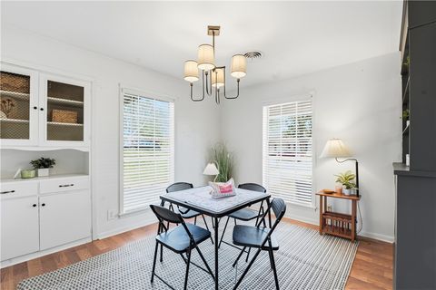 Tiny photo for 2412 Airline Dr, Brenham, TX 77833 (MLS # 26002480)