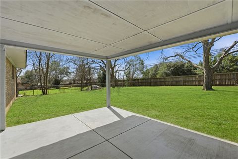 Tiny photo for 2412 Airline Dr, Brenham, TX 77833 (MLS # 26002480)