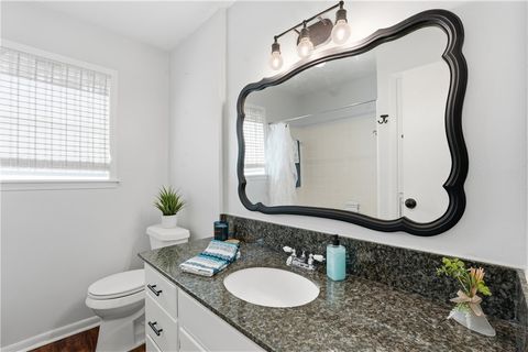 Tiny photo for 2412 Airline Dr, Brenham, TX 77833 (MLS # 26002480)