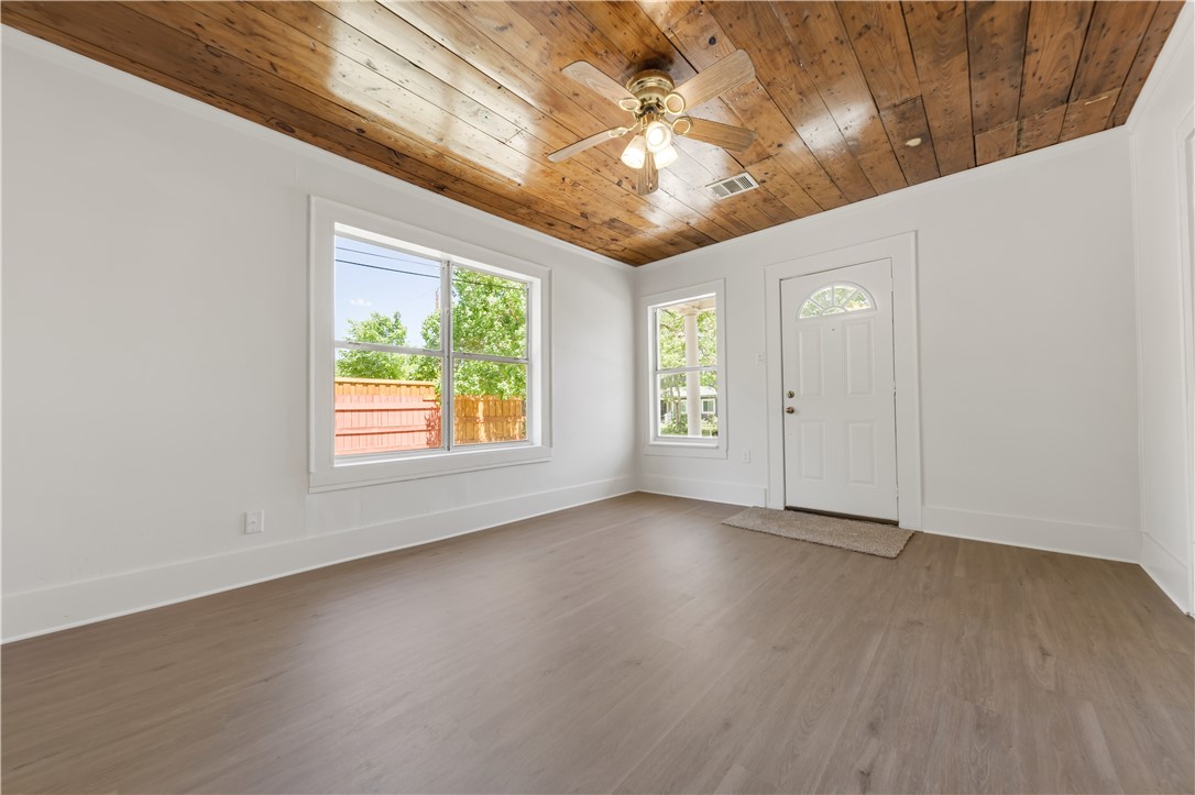 Bryan, Texas 77803, United States, 2 Bedrooms Bedrooms, ,1 BathroomBathrooms,Residential,Active,116839