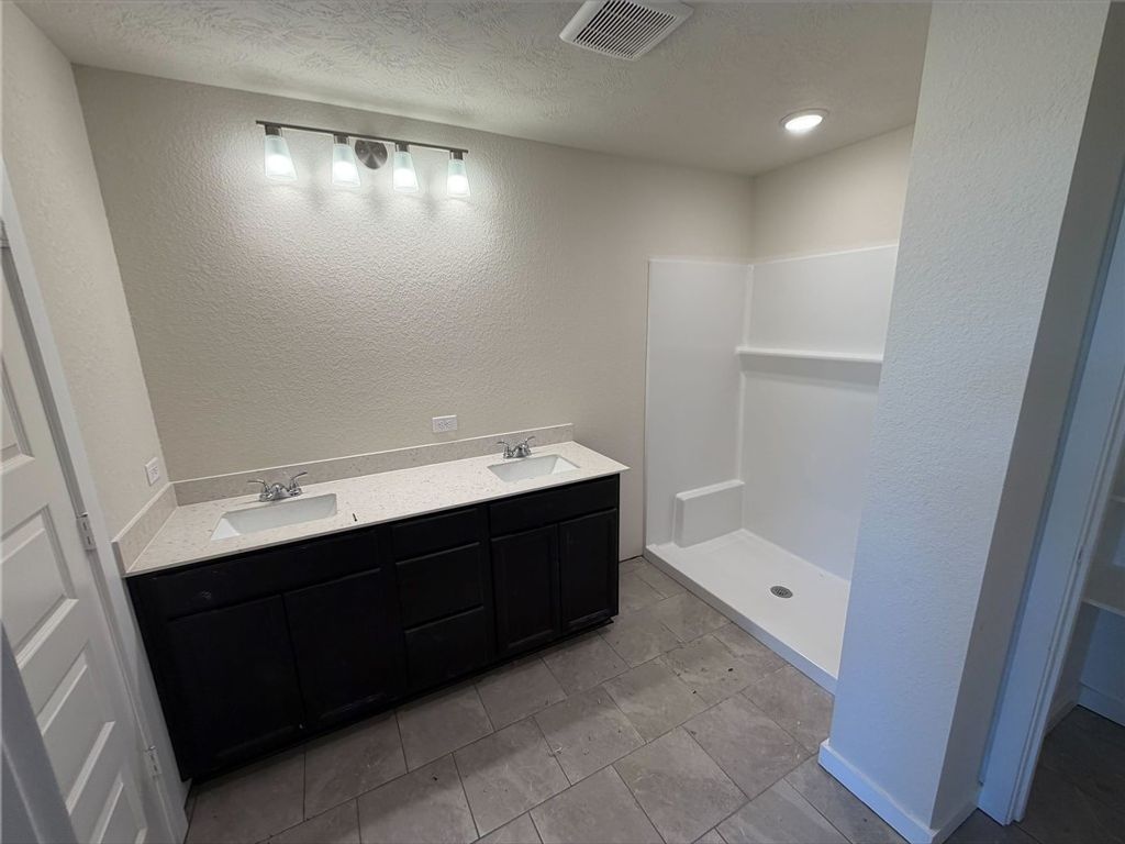 Photo of 115 Hejl Drive, Caldwell, TX 77836 (MLS # 25012436)