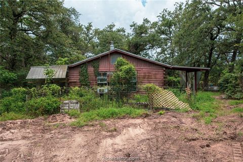 Tiny photo for 5 County Rd 342, Milano, TX 76556 (MLS # 26002568)