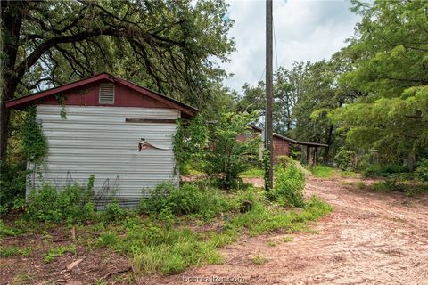 Tiny photo for 5 County Rd 342, Milano, TX 76556 (MLS # 26002568)