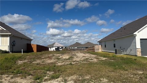 Photo of 4787 Holm Oak Road, Bryan, TX 77845 (MLS # 25012073)