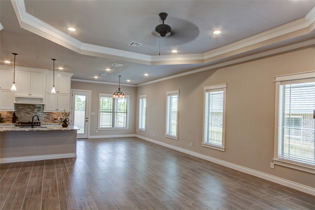 College Station, Texas 77845, United States, 4 Bedrooms Bedrooms, ,3 BathroomsBathrooms,Residential,Active,98950