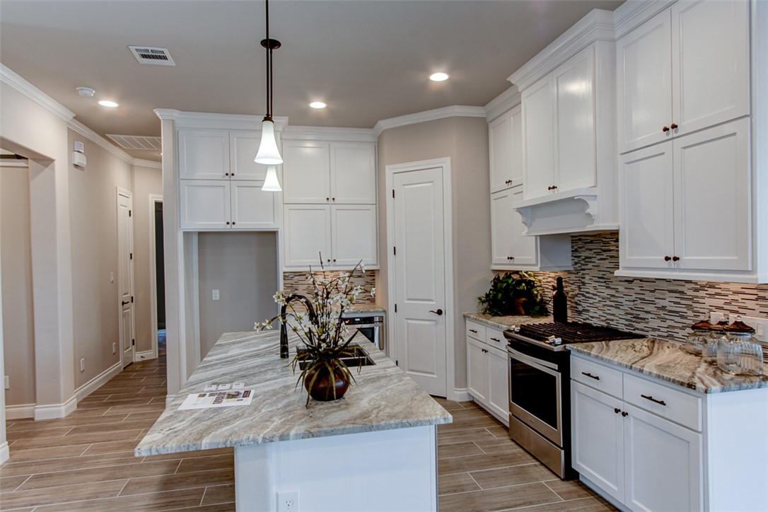 College Station, Texas 77845, United States, 4 Bedrooms Bedrooms, ,3 BathroomsBathrooms,Residential,Active,98950