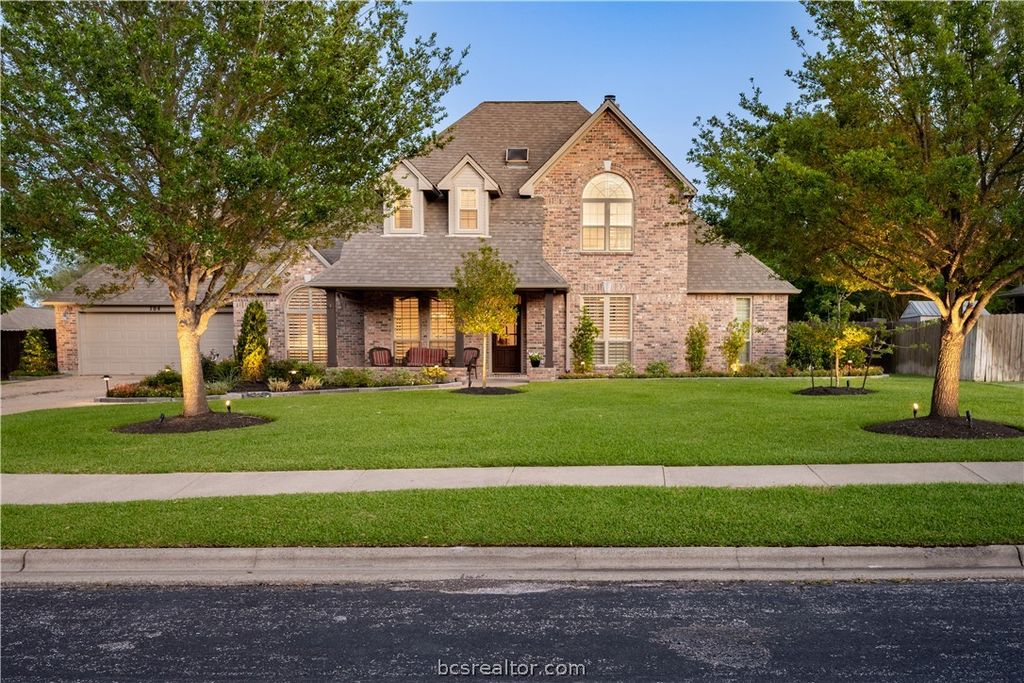 Photo of 704 Canterbury Drive, College Station, TX 77845 (MLS # 26005915)