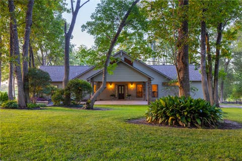 Photo of 2250 Dillard Road, Brenham, TX 77833 (MLS # 26010552)
