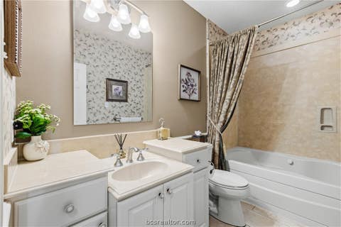 Tiny photo for 2250 Dillard Road, Brenham, TX 77833 (MLS # 26010552)