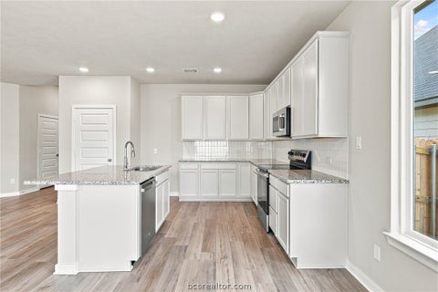 Tiny photo for 1917 Meridian Court, Bryan, TX 77807 (MLS # 26012556)