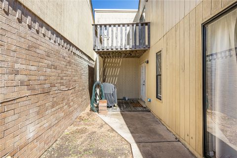 Tiny photo for 917 Navidad Street, Bryan, TX 77801 (MLS # 26003172)