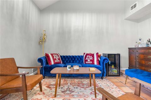 Tiny photo for 917 Navidad Street, Bryan, TX 77801 (MLS # 26003172)