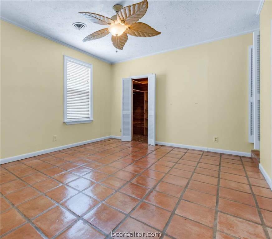 Bryan, Texas 77802, United States, 4 Bedrooms Bedrooms, ,4 BathroomsBathrooms,Residential,Pending,59437