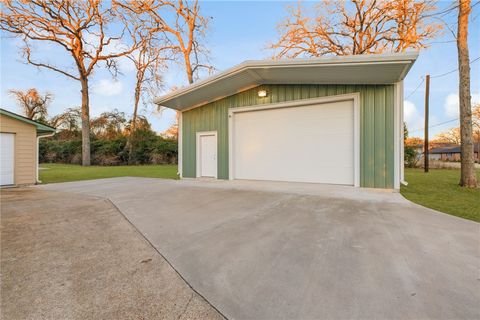 Tiny photo for 117 Golfview Drive, Normangee, TX 77871 (MLS # 26001790)