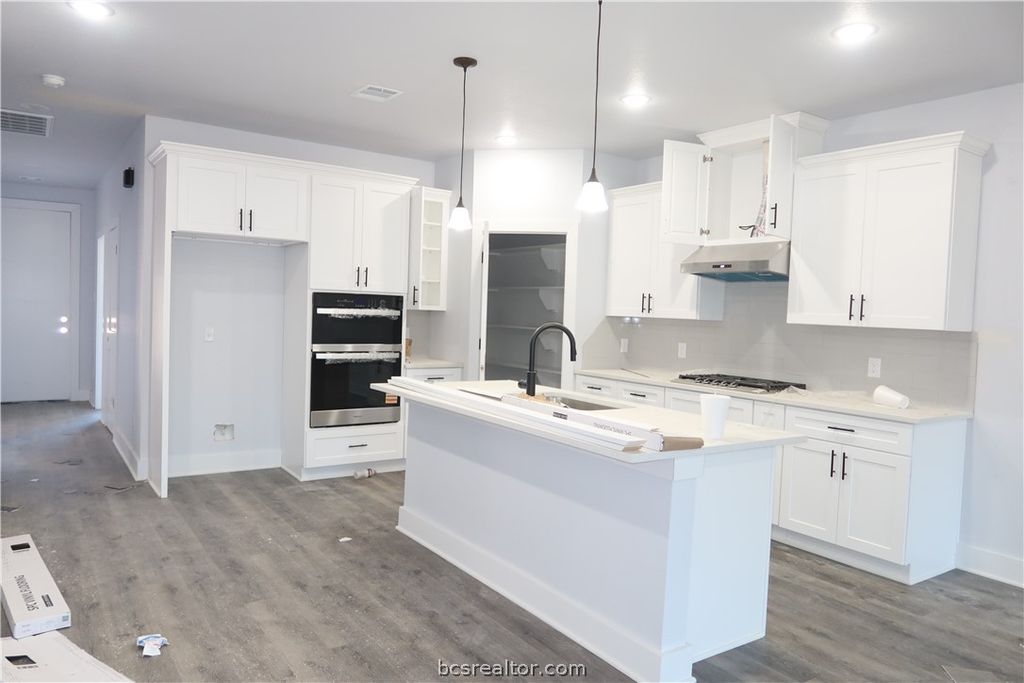 Photo of 2006 Reagan Court, Bryan, TX 77802 (MLS # 26003096)