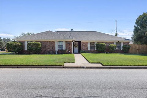 Photo of 3720 Brighton Drive, Bryan, TX 77802 (MLS # 25011039)