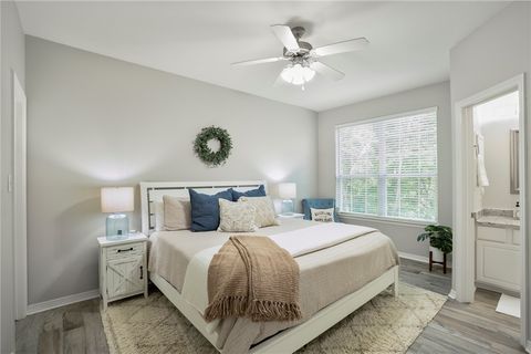 Tiny photo for 305 Holleman Drive E #1206, College Station, TX 77840 (MLS # 26005971)