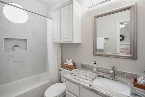 Tiny photo for 305 Holleman Drive E #1206, College Station, TX 77840 (MLS # 26005971)