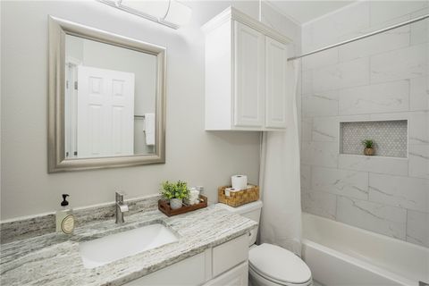 Tiny photo for 305 Holleman Drive E #1206, College Station, TX 77840 (MLS # 26005971)
