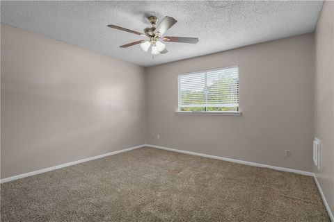 Tiny photo for 1433 MAGNOLIA Dr, College Station, TX 77840 (MLS # 25010801)