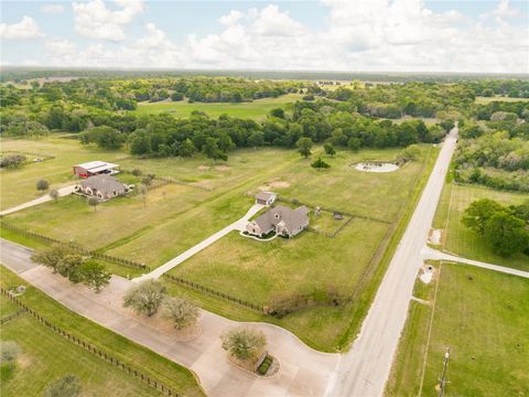 Tiny photo for 9600 Shadow Creek Trl, Bryan, TX 77808 (MLS # 26003829)