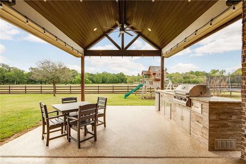 Tiny photo for 9600 Shadow Creek Trl, Bryan, TX 77808 (MLS # 26003829)