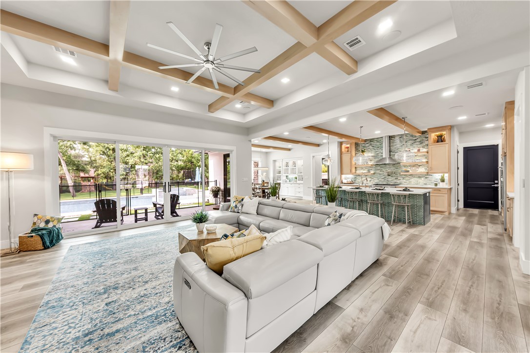 1441 Royal Adelade Drive