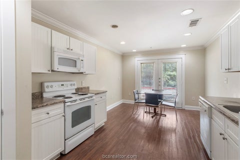 Tiny photo for 1725 Harvey Mitchell Parkway S #611, College Station, TX 77840 (MLS # 26009789)