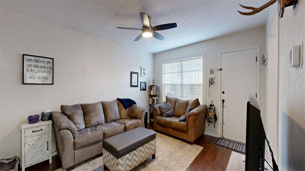 Photo of 3808 Plainsman Lane, Bryan, TX 77802 (MLS # 26006093)