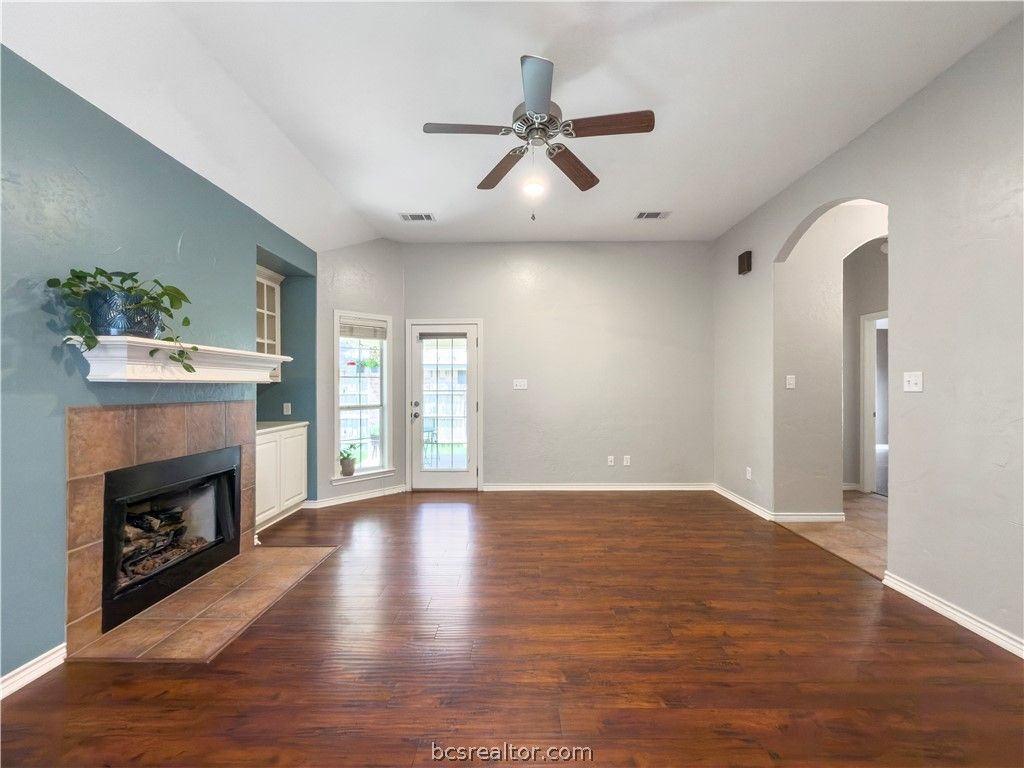 Photo of 2366 Kendal Green Circle, College Station, TX 77845 (MLS # 26005605)