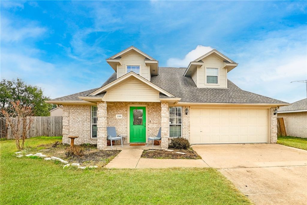 Photo of 1308 Roanoke Court, College Station, TX 77845 (MLS # 26001449)