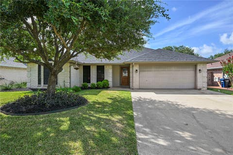 Photo of 1304 Roanoke Court, College Station, TX 77845 (MLS # 26008832)