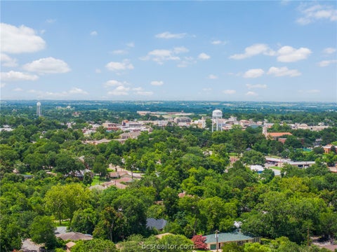 Tiny photo for 404 W Tom Green Street ST, Brenham, TX 77833 (MLS # 26007483)