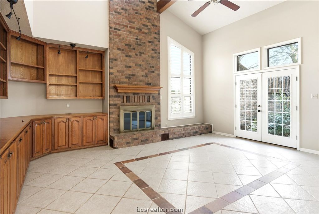 Photo of 1003 Howe Drive, College Station, TX 77845 (MLS # 26001797)