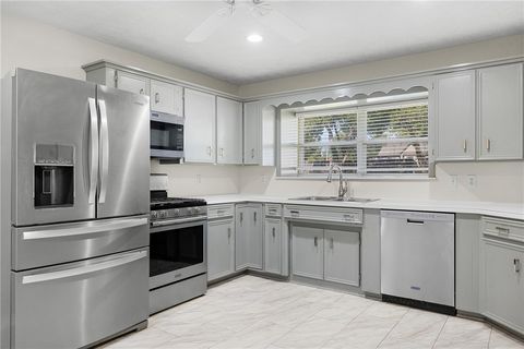 Tiny photo for 1906 Gun and Rod Road, Brenham, TX 77833 (MLS # 25010546)