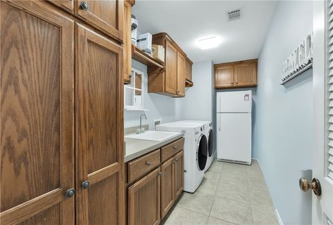 Tiny photo for 2170 Rockcliffe Loop, College Station, TX 77845 (MLS # 25011307)