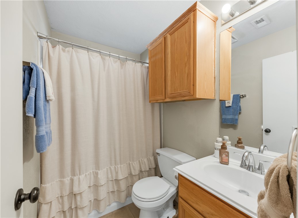 College Station, Texas 77845, United States, 3 Bedrooms Bedrooms, ,2 BathroomsBathrooms,Residential,Active,94558