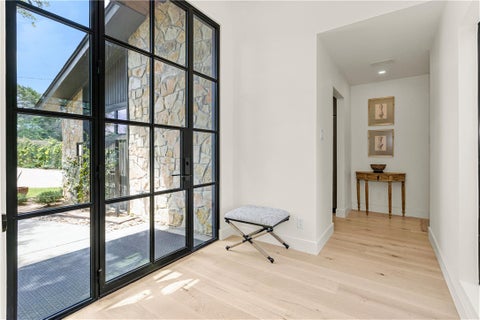 Tiny photo for 3004 Patio Circle CIR, Austin, TX 78730 (MLS # 26008824)