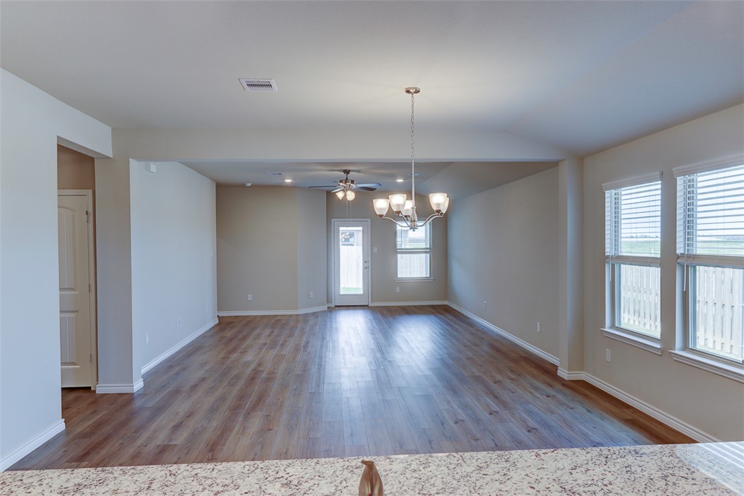 College Station, Texas 77845, United States, 4 Bedrooms Bedrooms, ,2 BathroomsBathrooms,Residential,Active,128971