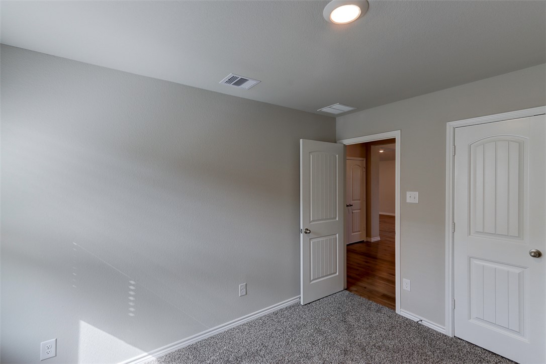 College Station, Texas 77845, United States, 4 Bedrooms Bedrooms, ,2 BathroomsBathrooms,Residential,Active,128971