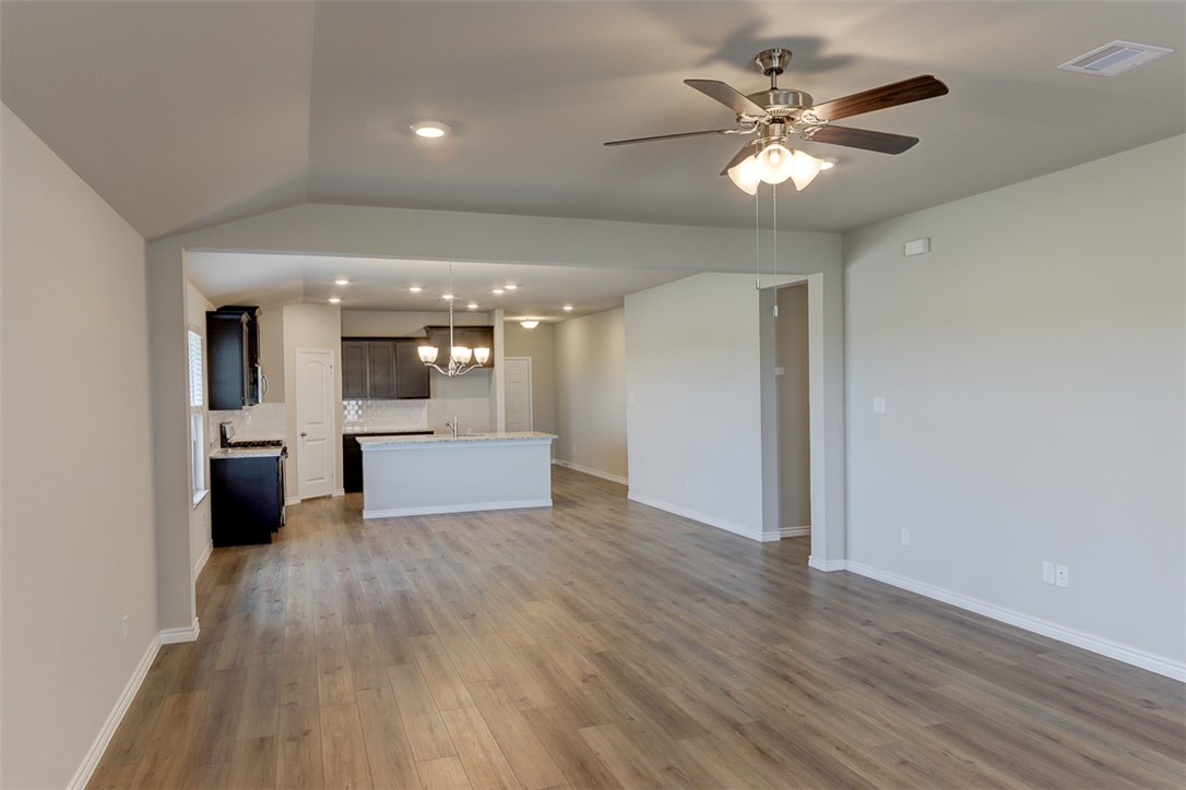 College Station, Texas 77845, United States, 4 Bedrooms Bedrooms, ,2 BathroomsBathrooms,Residential,Active,128971