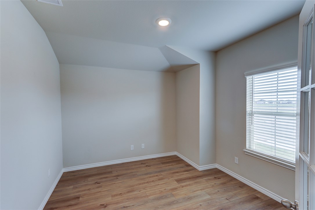 College Station, Texas 77845, United States, 4 Bedrooms Bedrooms, ,2 BathroomsBathrooms,Residential,Active,128971