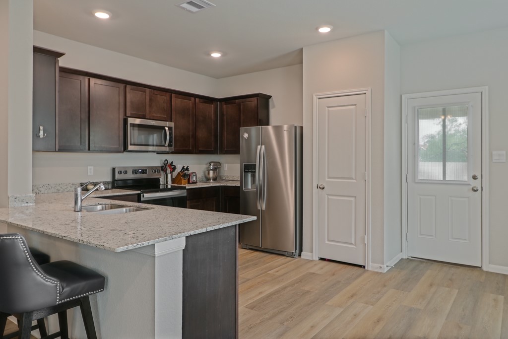 Bryan, Texas 77807, United States, 3 Bedrooms Bedrooms, ,2 BathroomsBathrooms,Residential,Active,120136