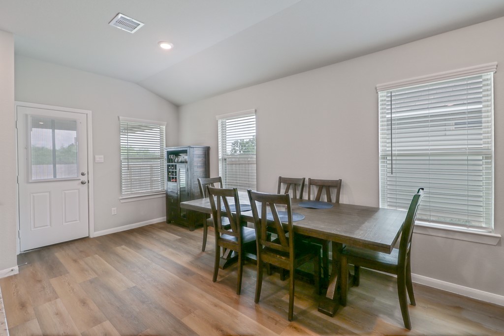 Bryan, Texas 77807, United States, 3 Bedrooms Bedrooms, ,2 BathroomsBathrooms,Residential,Active,120136