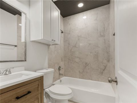 Tiny photo for 1557 E Wm J Bryan Parkway, Bryan, TX 77803 (MLS # 26002694)