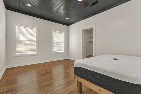 Tiny photo for 1557 E Wm J Bryan Parkway, Bryan, TX 77803 (MLS # 26002694)