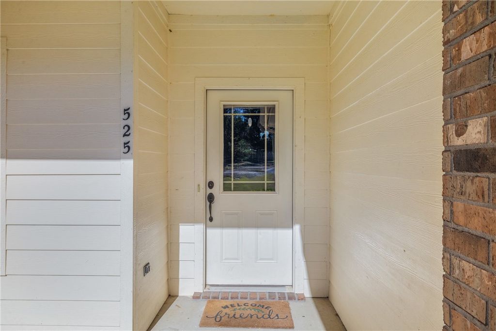 Photo of 525 Oak Tree Lane, Franklin, TX 77856 (MLS # 25011574)