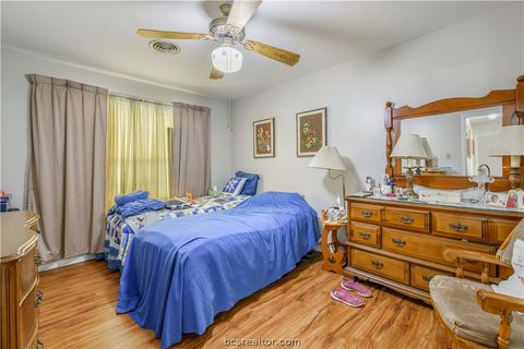 Tiny photo for 1302 Laura Lane, College Station, TX 77840 (MLS # 26003909)