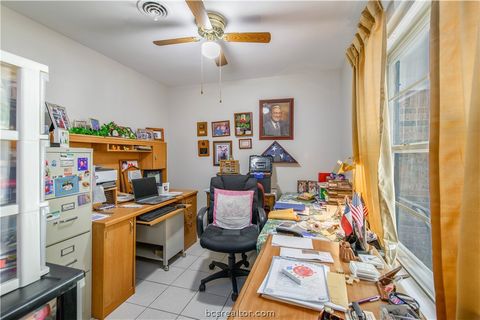 Tiny photo for 1302 Laura Lane, College Station, TX 77840 (MLS # 26003909)