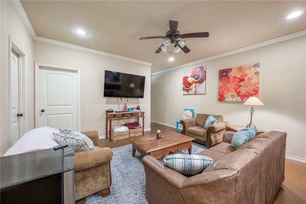 Photo of 3525 General Pkwy, College Station, TX 77845 (MLS # 25012471)